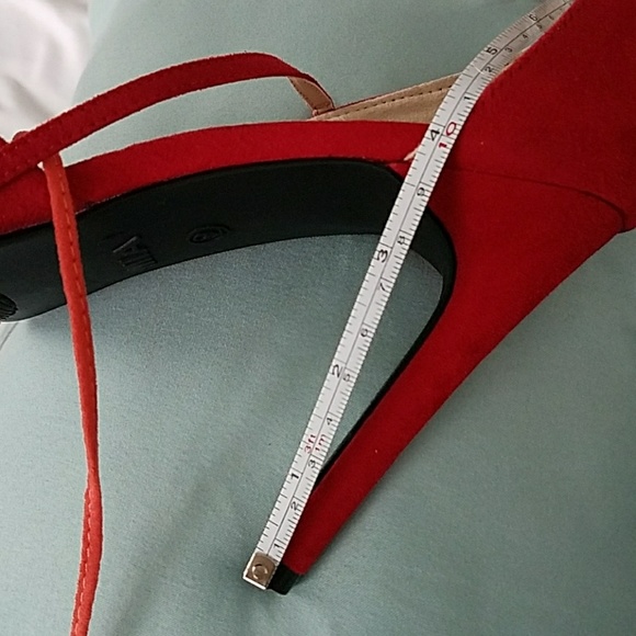 Mia Red suede - Picture 5 of 6